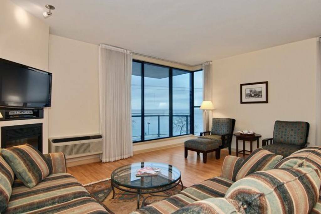 Ocean Promenade Hotel White Rock Esterno foto